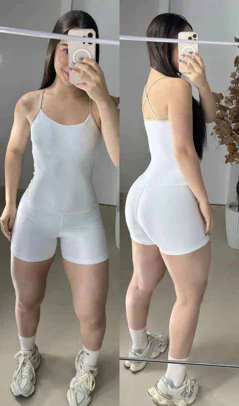 Macaquinho poliamida aveludado com alça